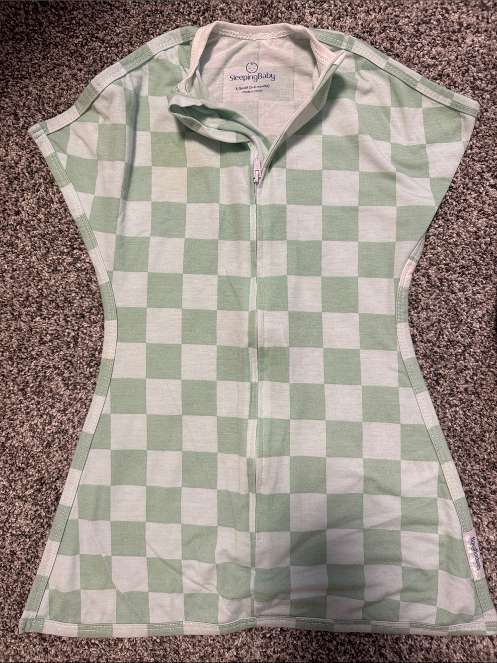 Sleeping Baby Zipadee Zip swaddle